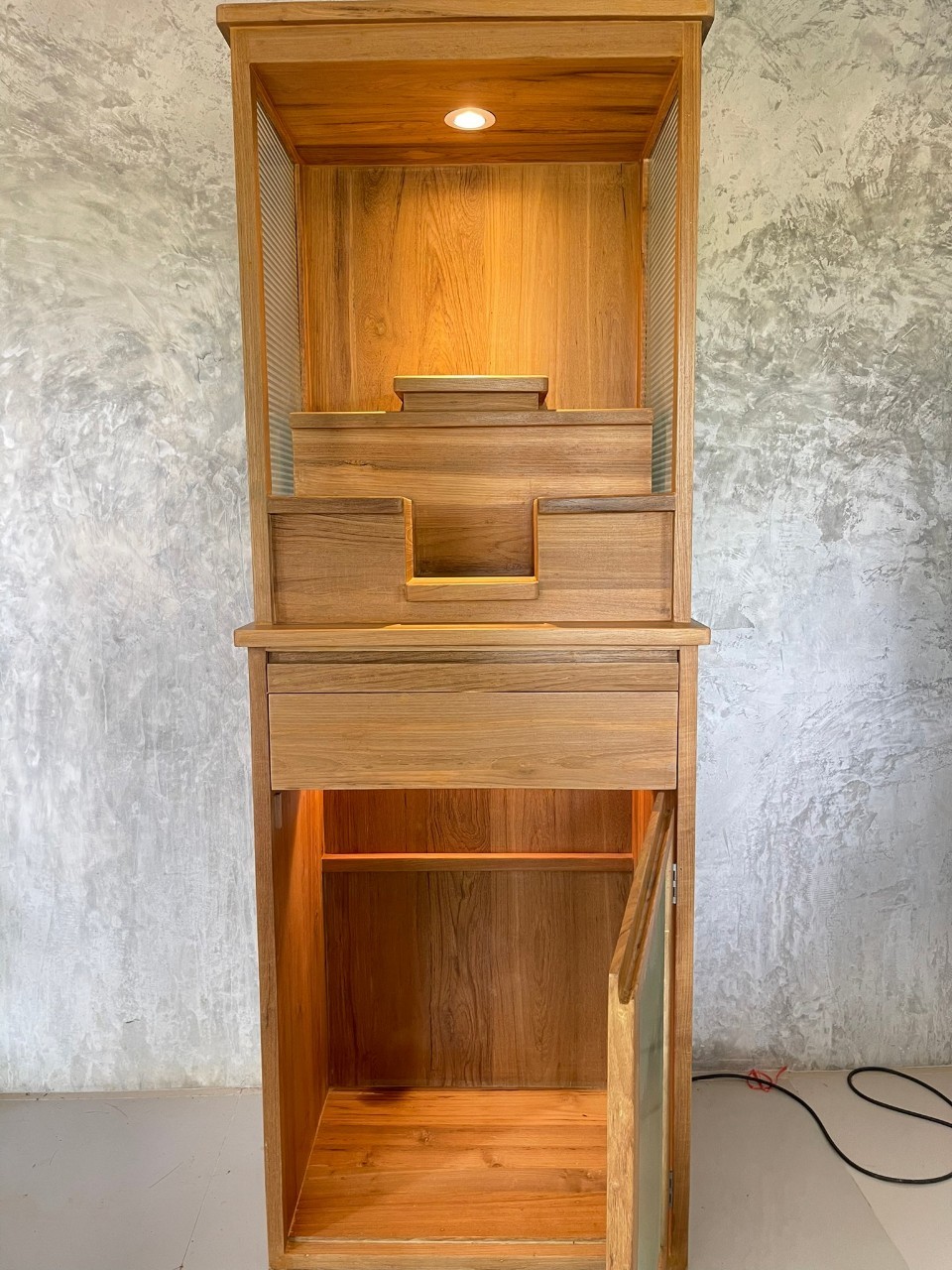 LINE_ALBUM_แบบตู้พระ หิ้งพระ_250420_2